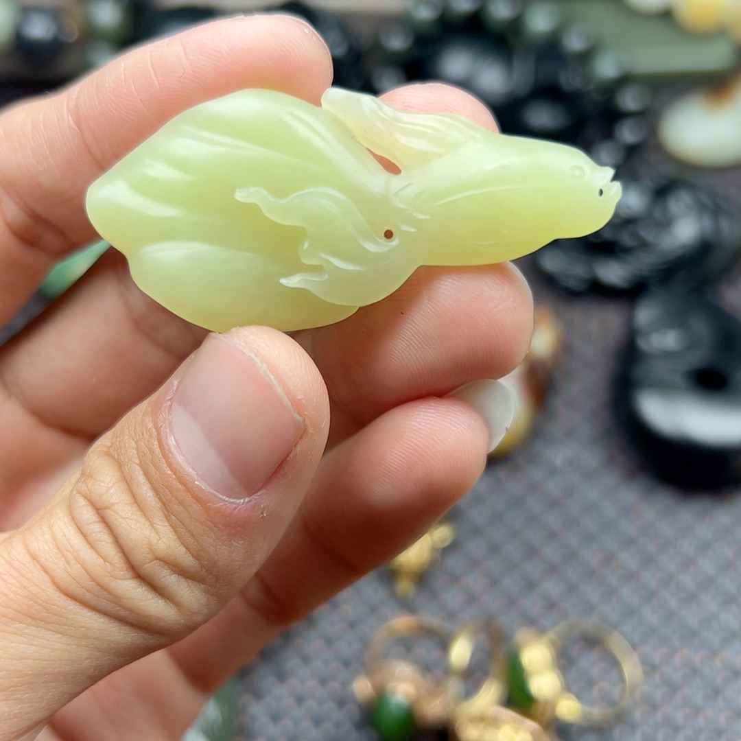 和田玉挂件未镶嵌