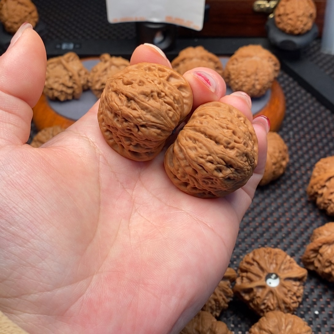 文玩核桃把件全品铁锤40尺镶嵌款