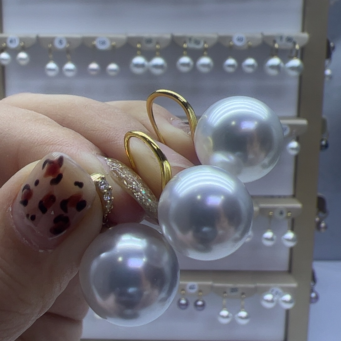 淡水珍珠吊坠(赠链)18K金镶嵌