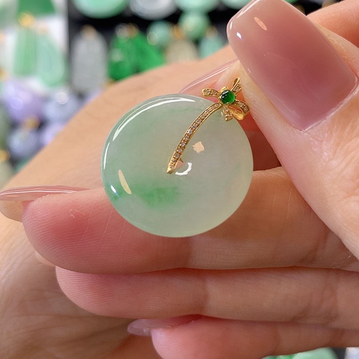 【闪购商品】翡翠吊坠(赠链)18K金镶嵌