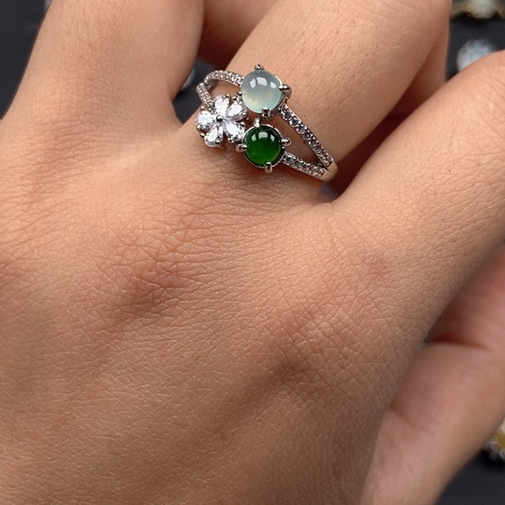 翡翠未镶嵌戒指戒指