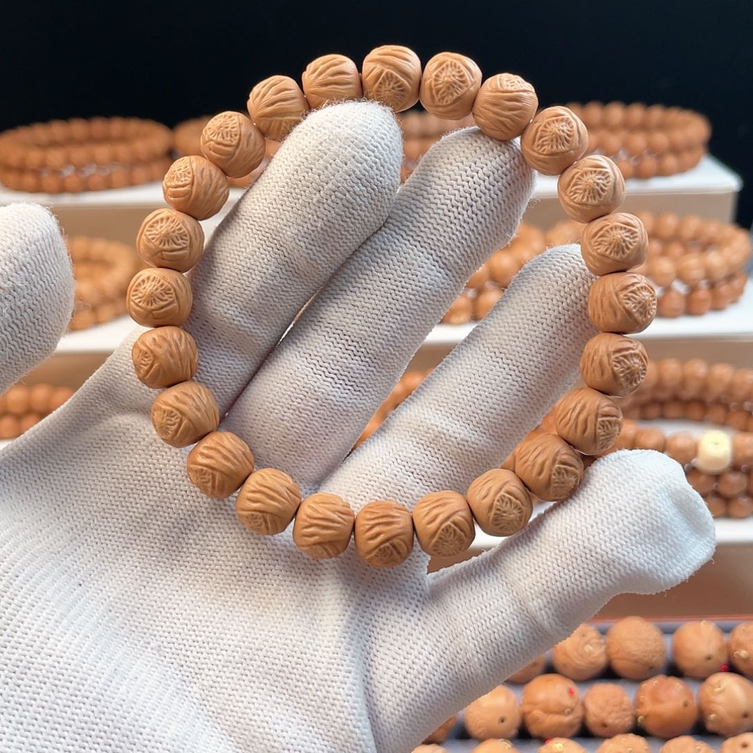 猴头核桃手串图腾