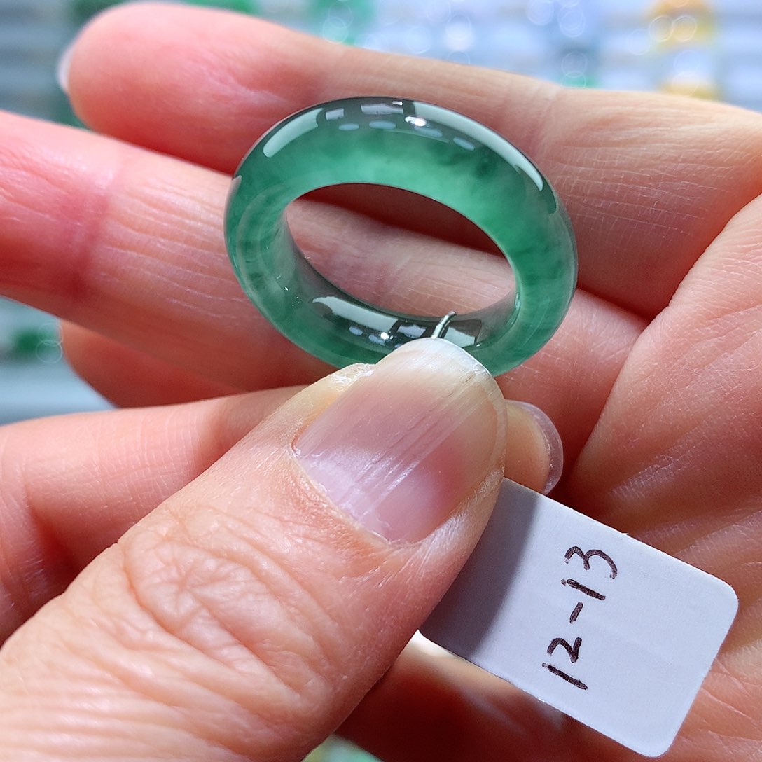 翡翠未镶嵌戒指12-13号