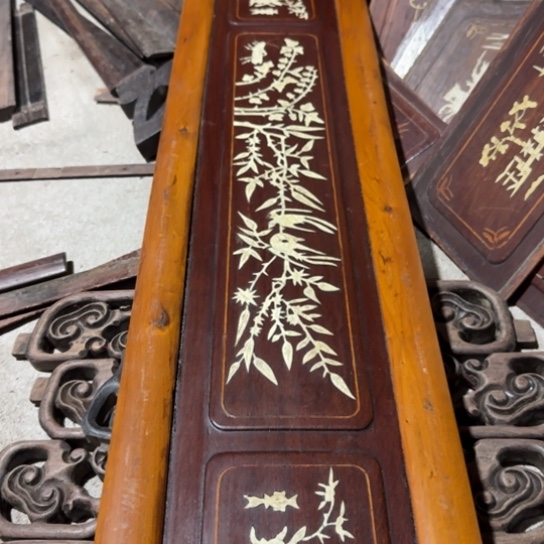 红酸枝木类！*花梨木