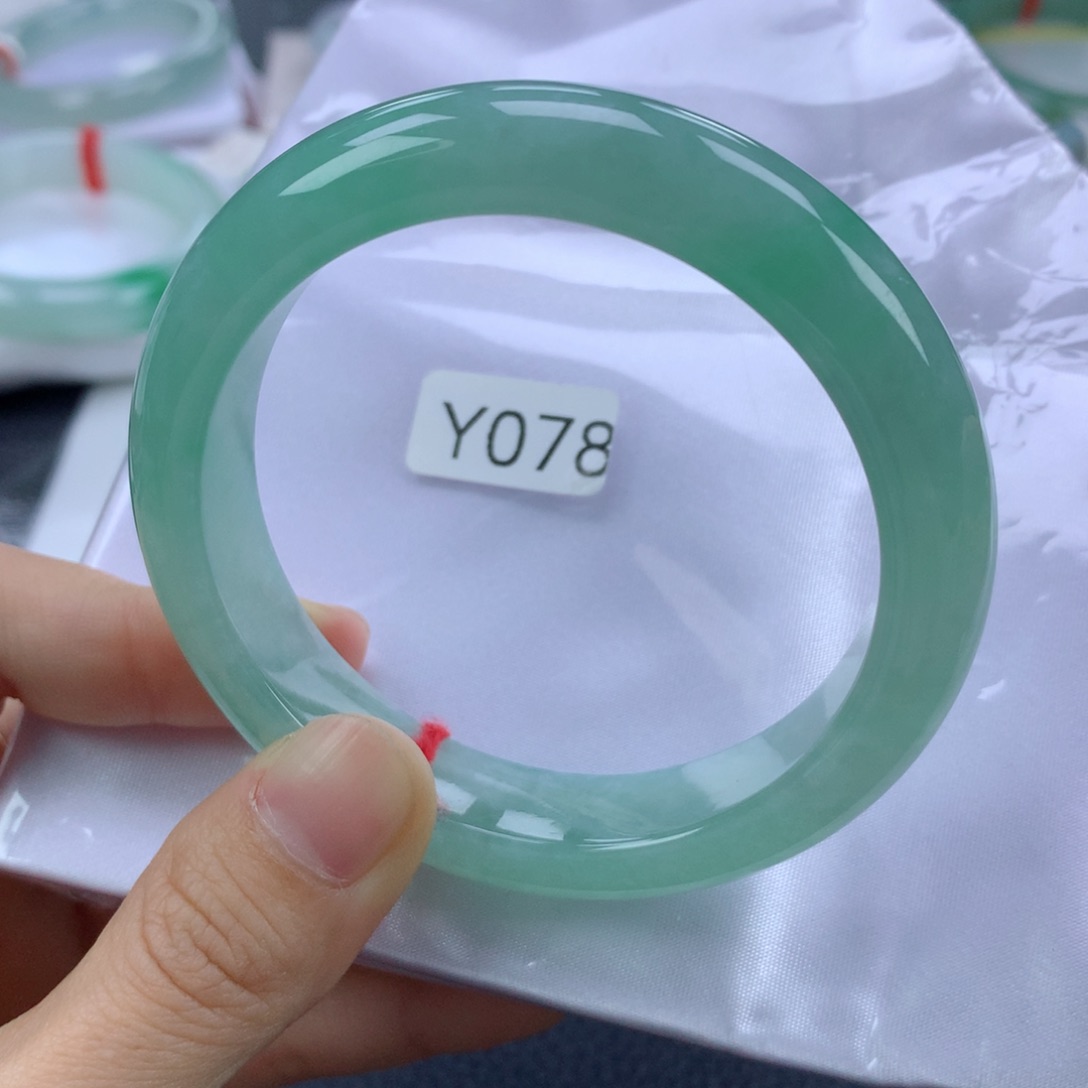 翡翠手镯未镶嵌56.5正