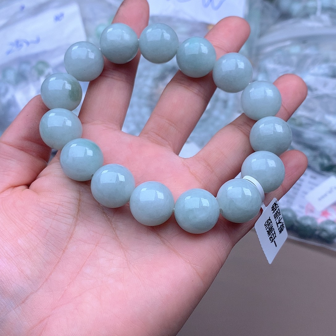 未镶嵌手串定制翡翠