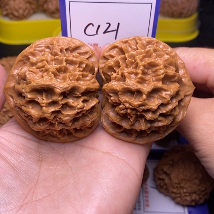 文玩核桃把件52帝王c121