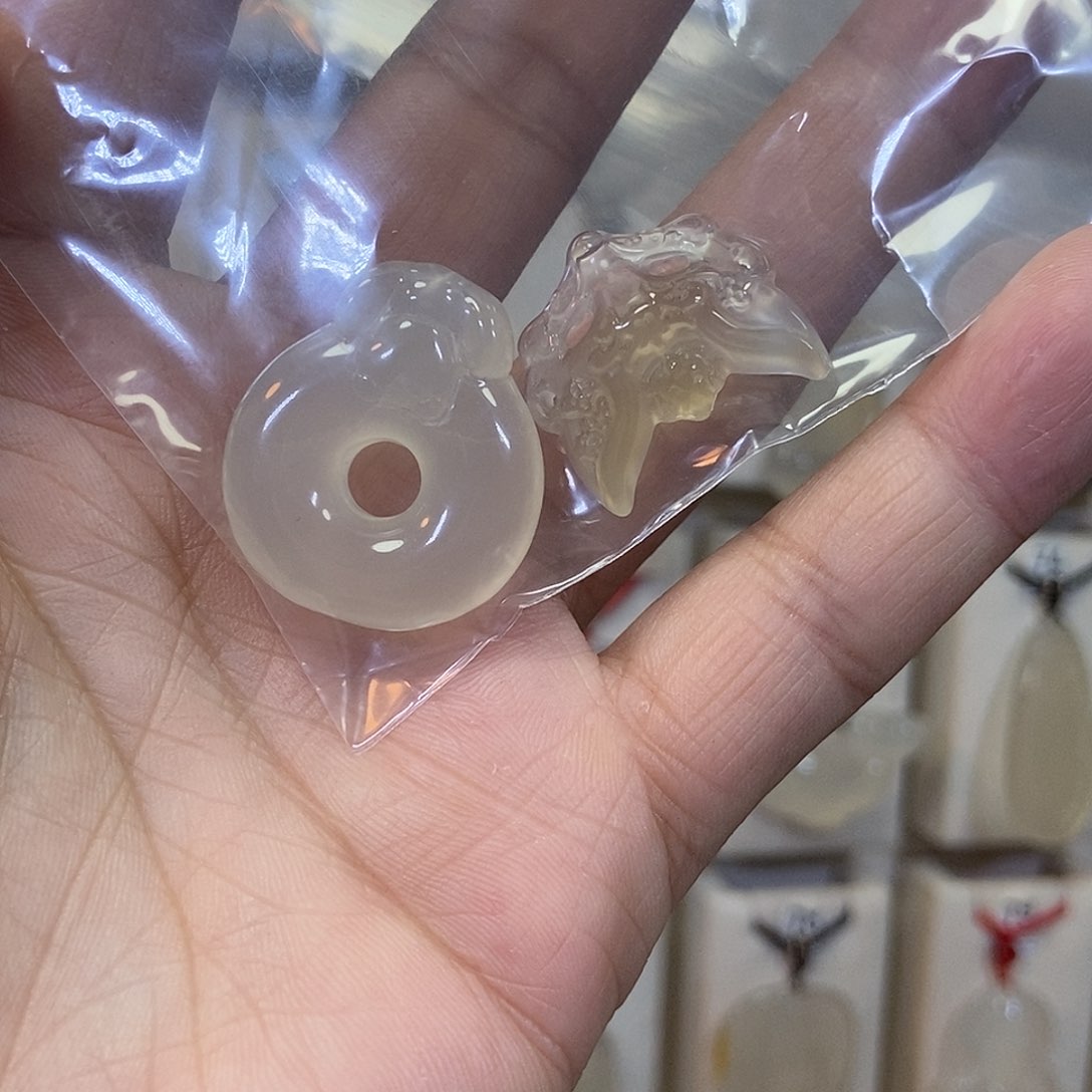 玛瑙/玉髓颈饰未镶嵌修*