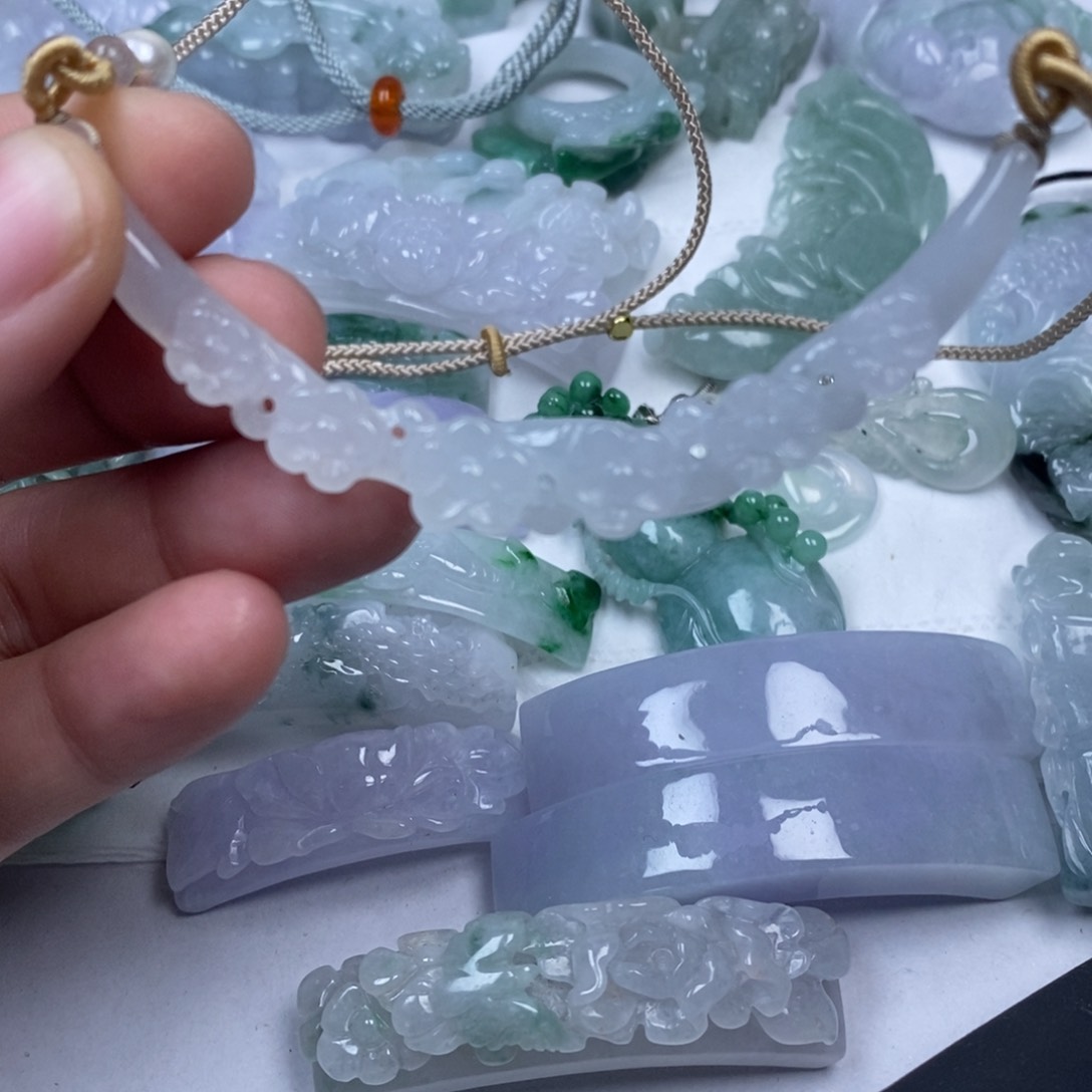 颈饰未镶嵌翡翠翡翠