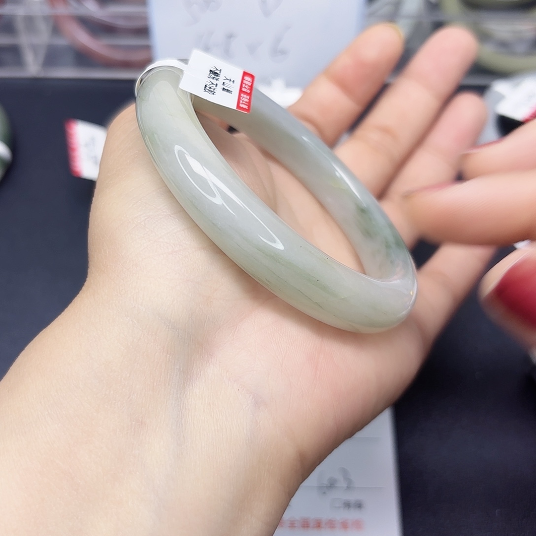 石英质玉未镶嵌手镯22/596061