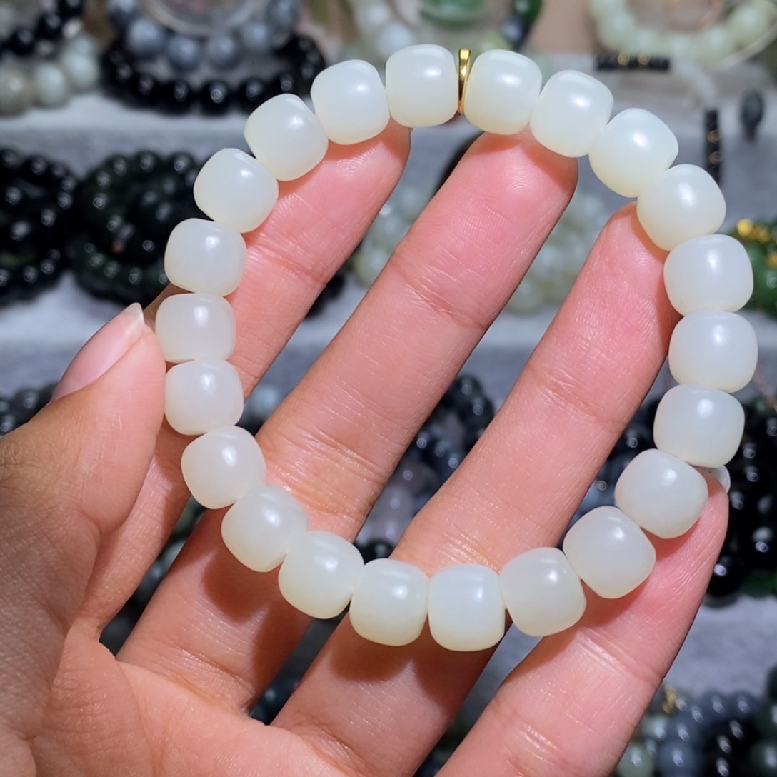 和田玉未镶嵌手链