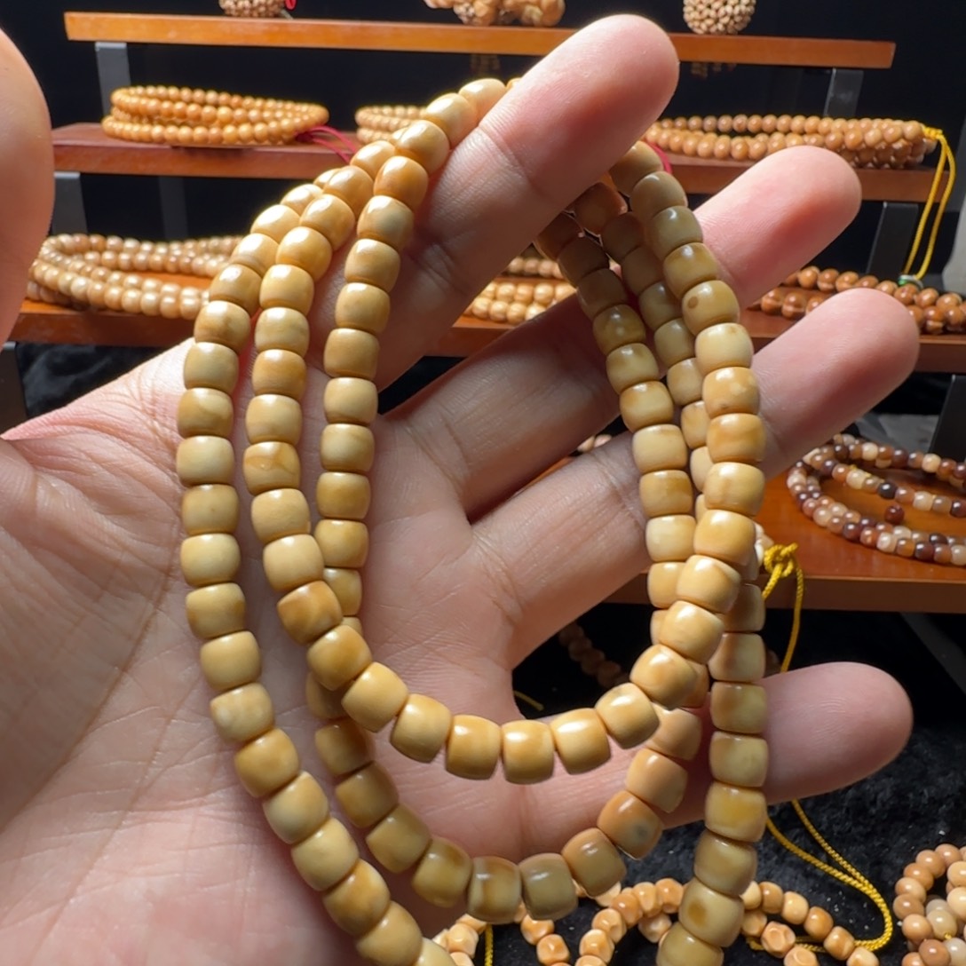 吊坠龙脊菩提十年老料腰花直切卡7