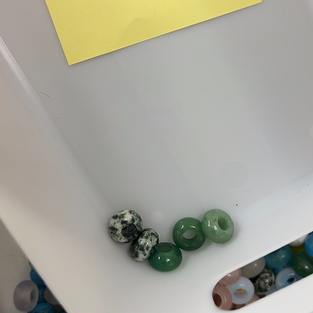 用***2玛瑙/玉髓未镶嵌珠宝半成品，跑环