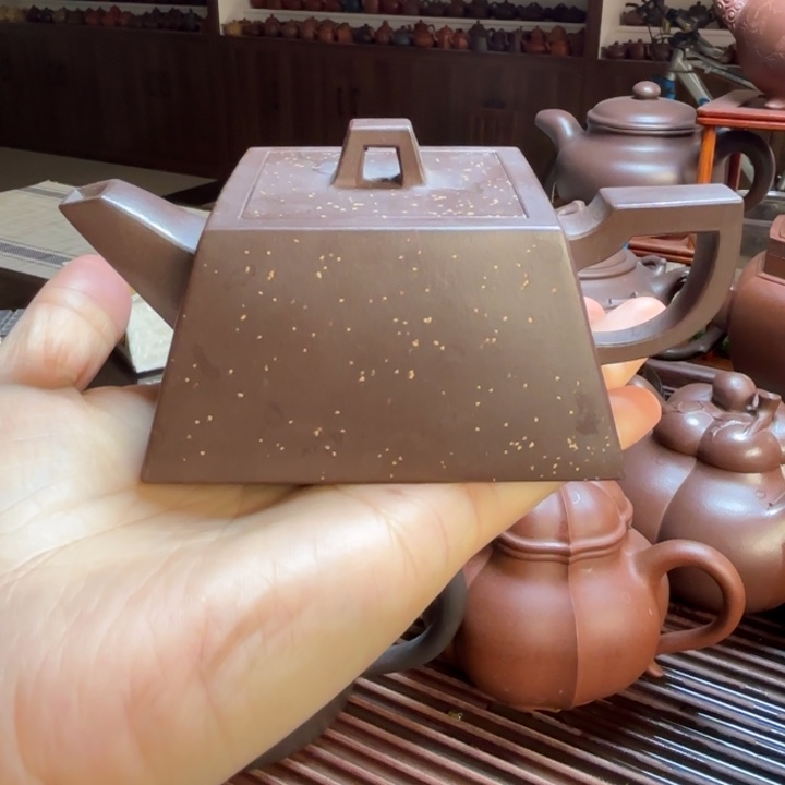 紫砂茶壶手工制作紫砂