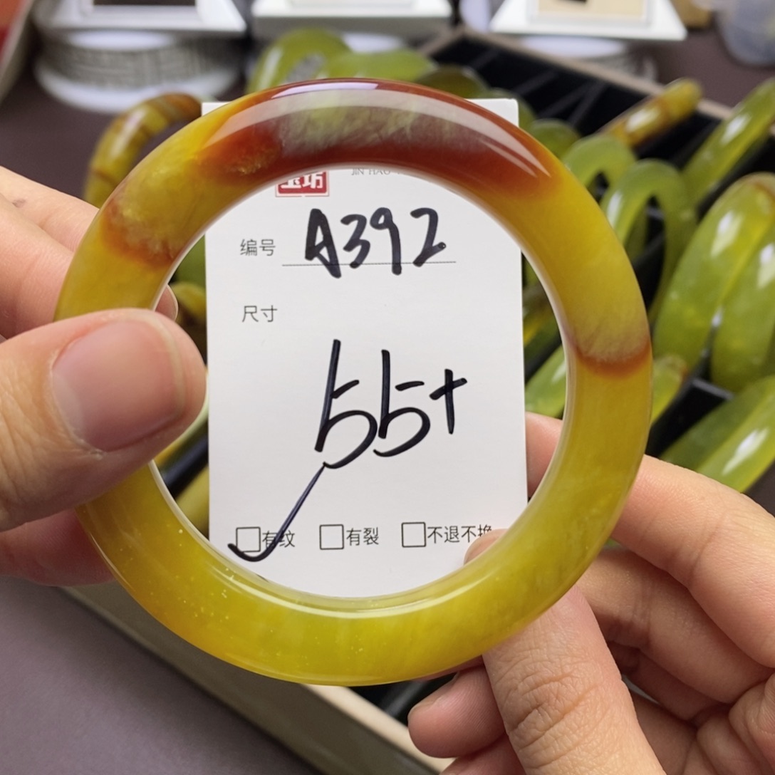 时***间蛇纹石玉未镶嵌手镯