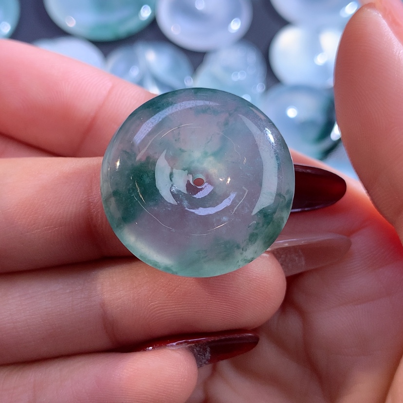 【闪购商品】翡翠颈饰未镶嵌缅甸