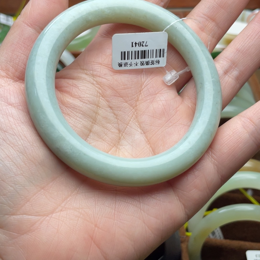 【闪购商品】和田玉手镯未镶嵌60.4