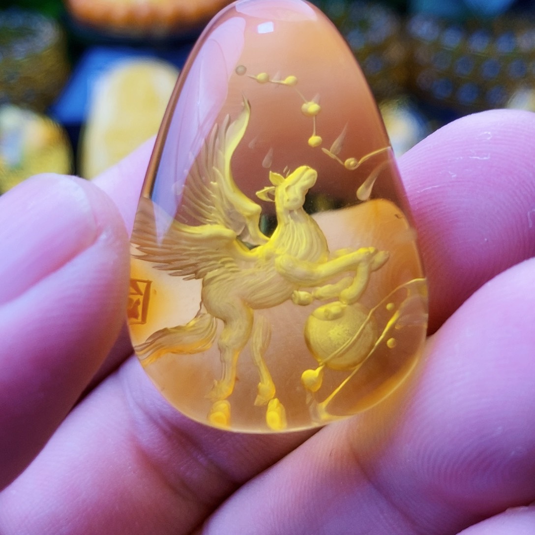 【闪购商品】金珀吊坠(不含链)未镶嵌