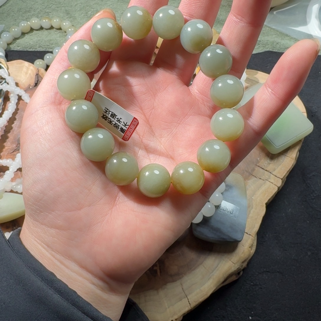 和田玉手串未镶嵌