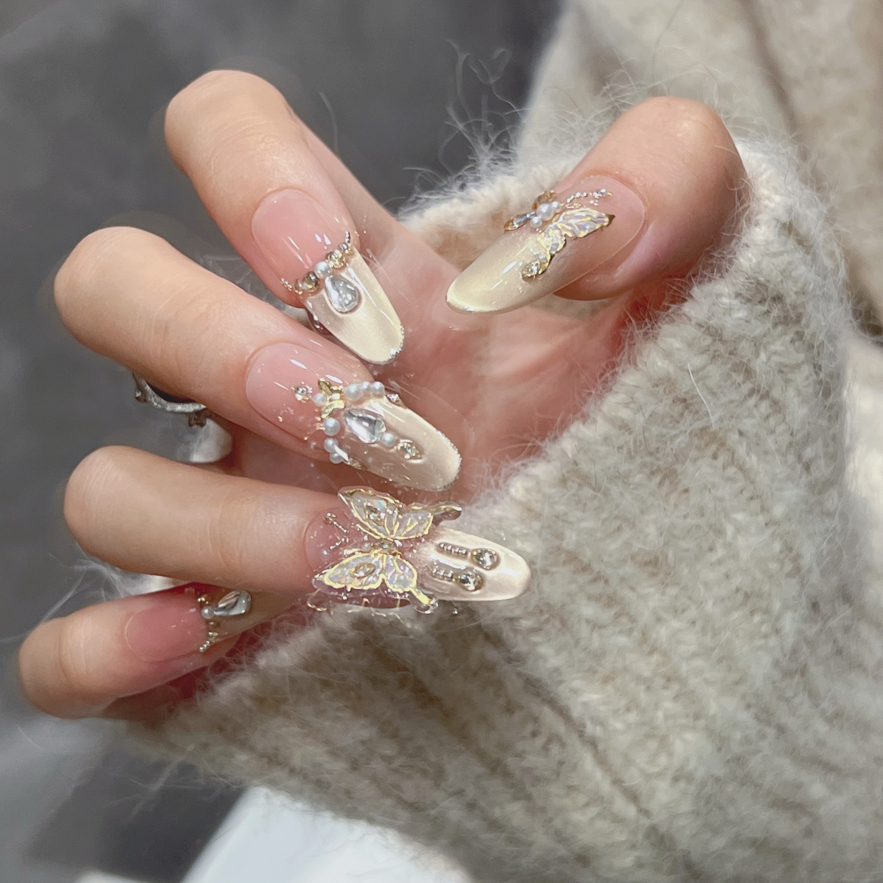 【钻蝶指尖舞】轻奢显白纯手工穿戴甲光疗甲冰透渐变四季流行10片装