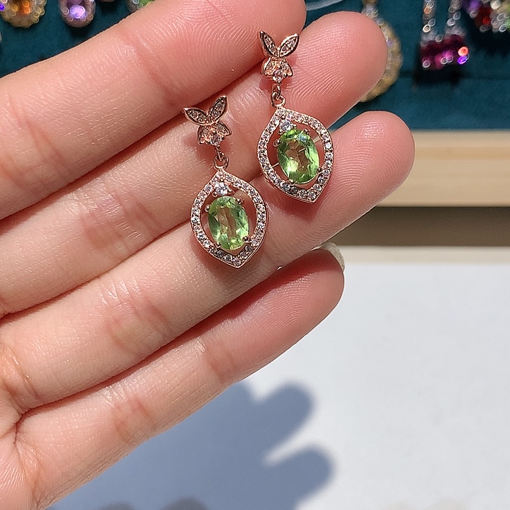 橄榄石戒指银S925镶嵌