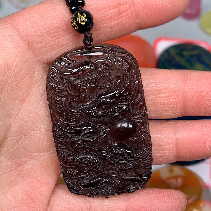 好***喜黑曜岩未镶嵌颈饰