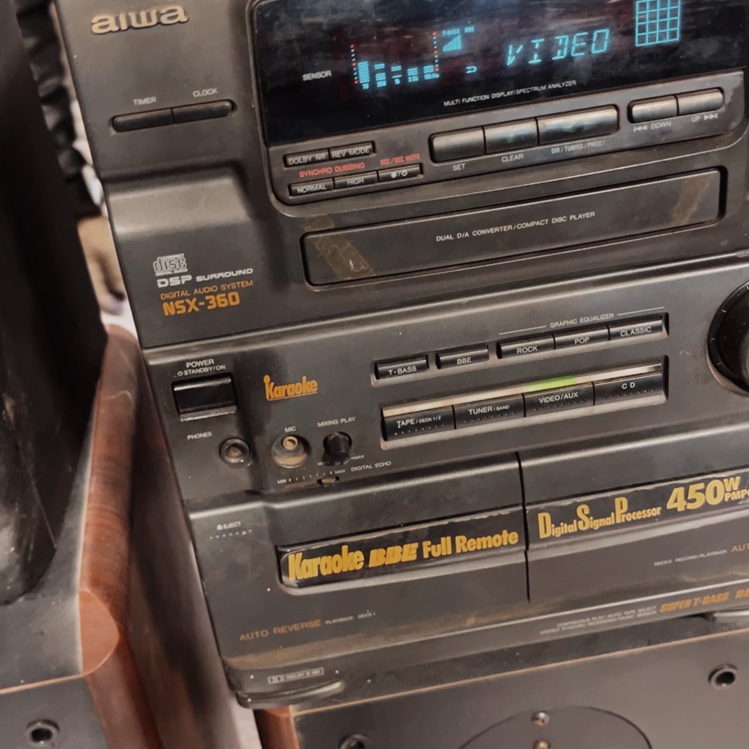 8新爱华360主机，包通电，功放正常