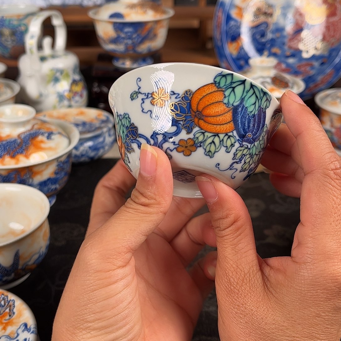 斗彩南瓜鸡缸杯杯