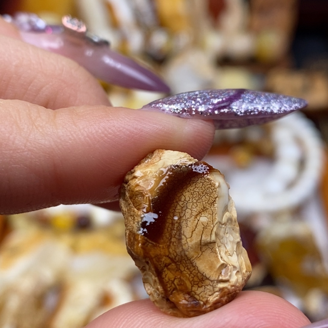 定制琥珀未镶嵌蜜蜡