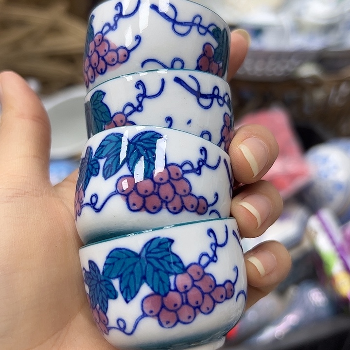 四个杯子00088000000000