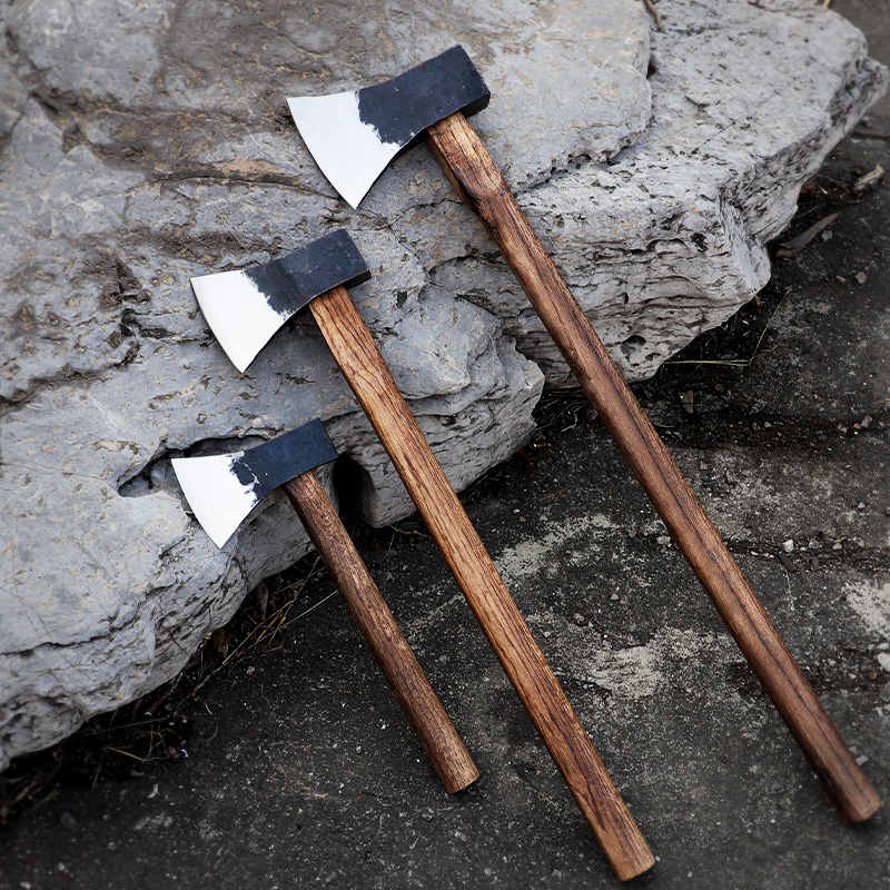 斧头轨道钢手工锻打斧头劈柴斧砍树劈木头木工农村工具