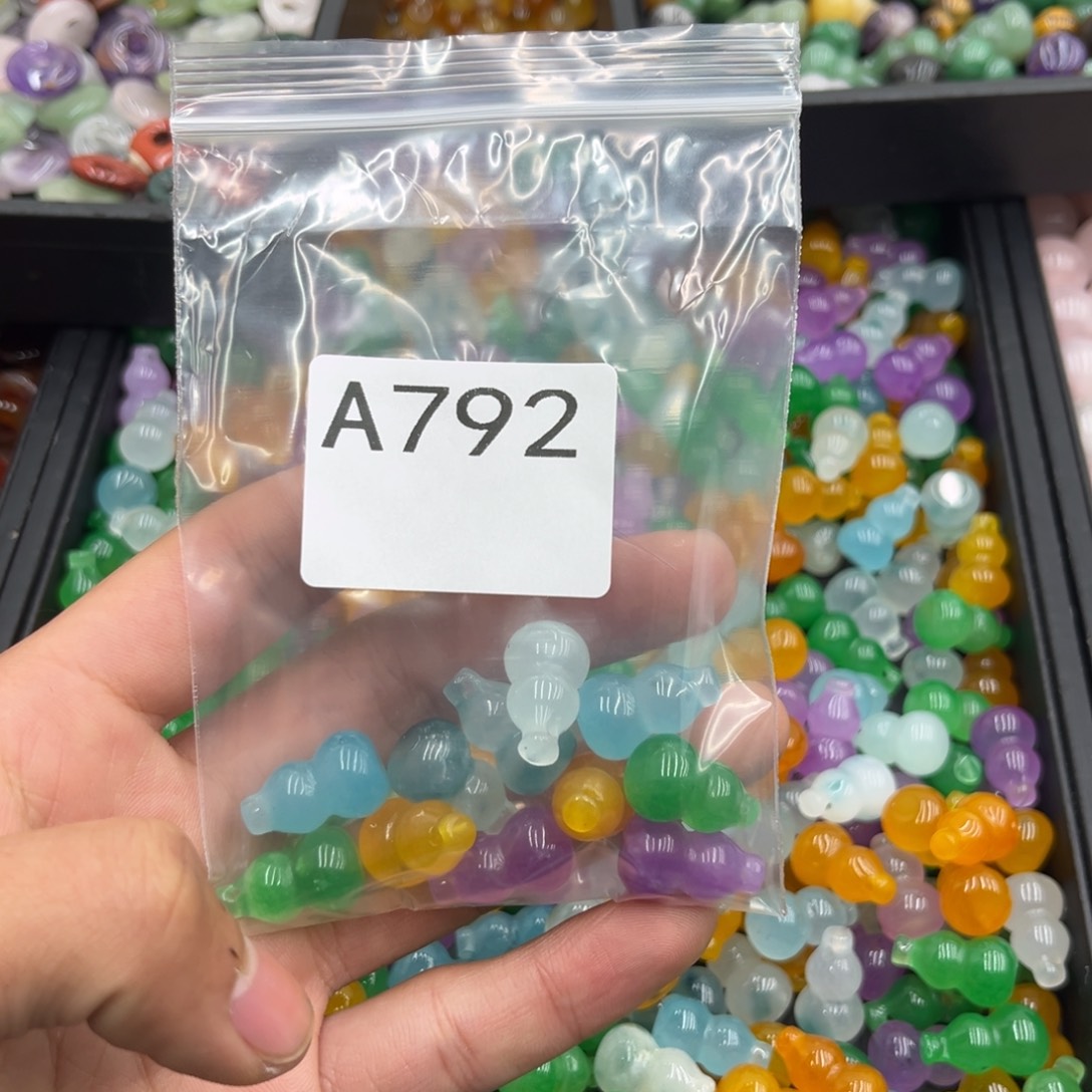 我***士玛瑙/玉髓合金颈饰