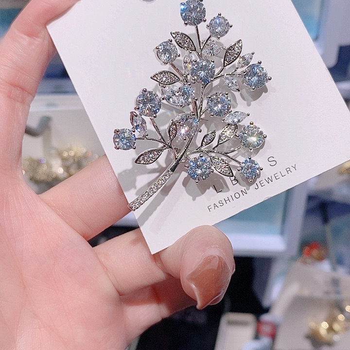 锆石铜合金树叶胸针