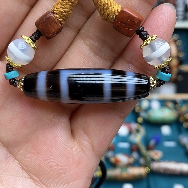 玛瑙/玉髓颈饰合金