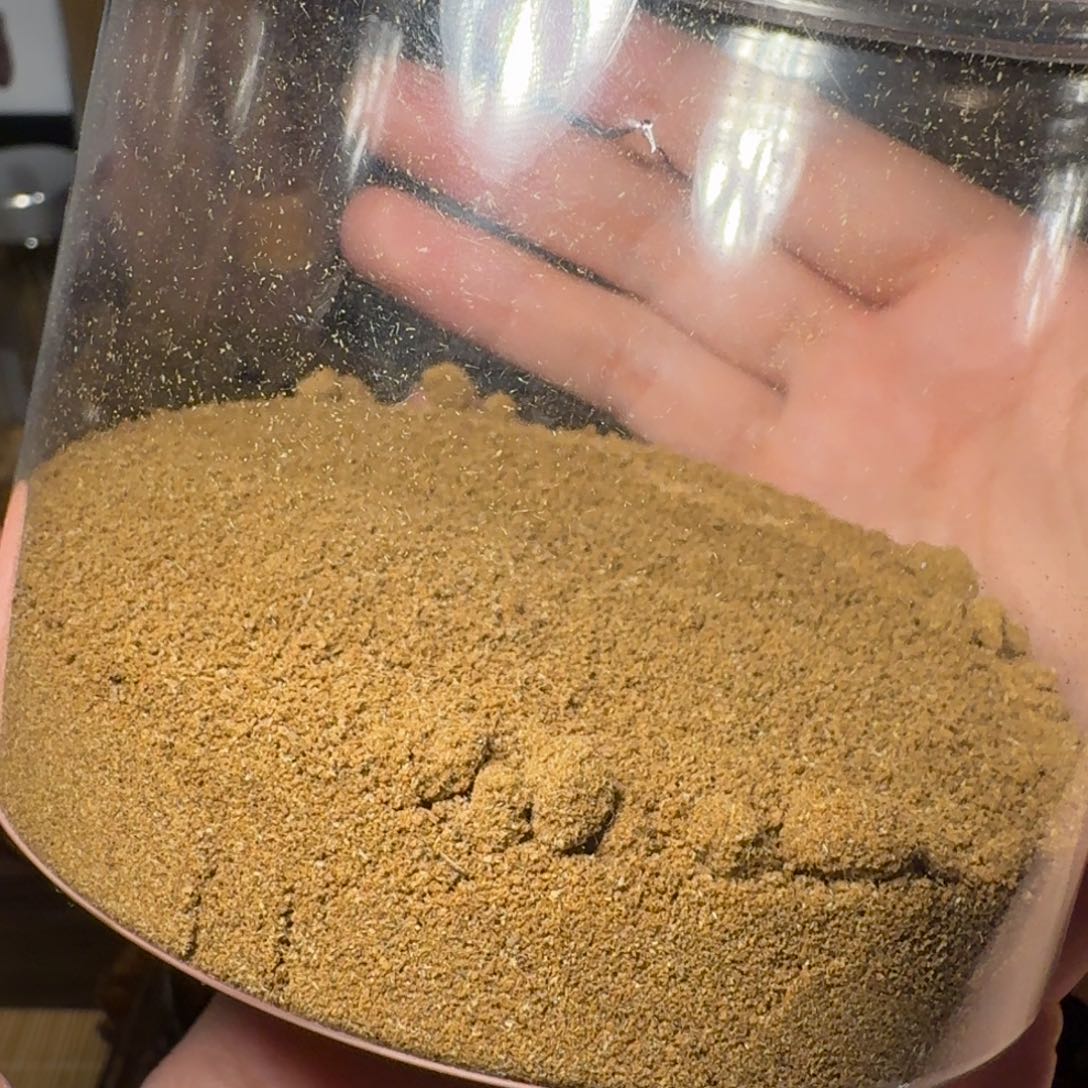 麦***麦柬埔寨九分沉香粉