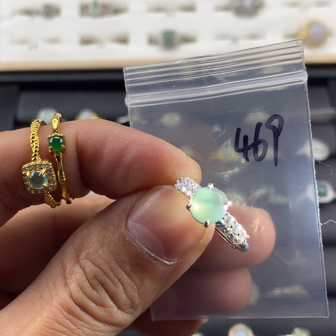 翡翠未镶嵌戒指469