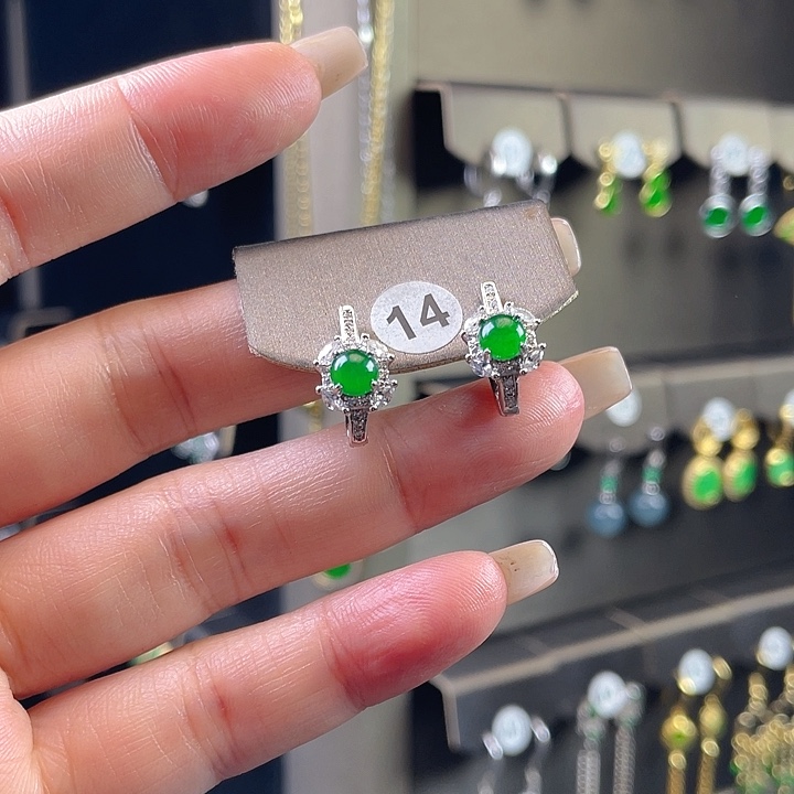 翡翠银S925镶嵌耳饰翡翠