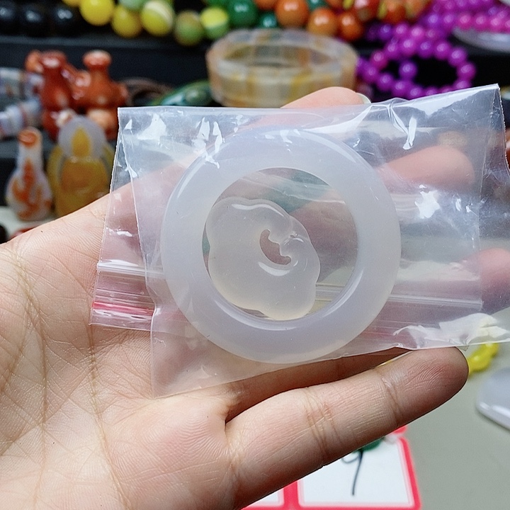 未镶嵌吊坠(不含链)玛瑙/玉髓伊*