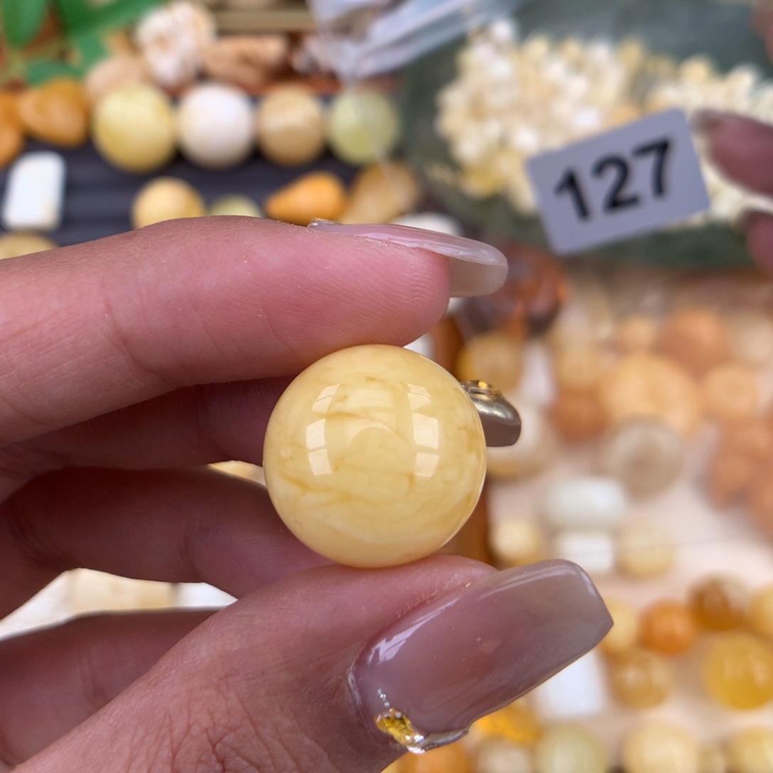 琥珀珠宝奇石未镶嵌17.5