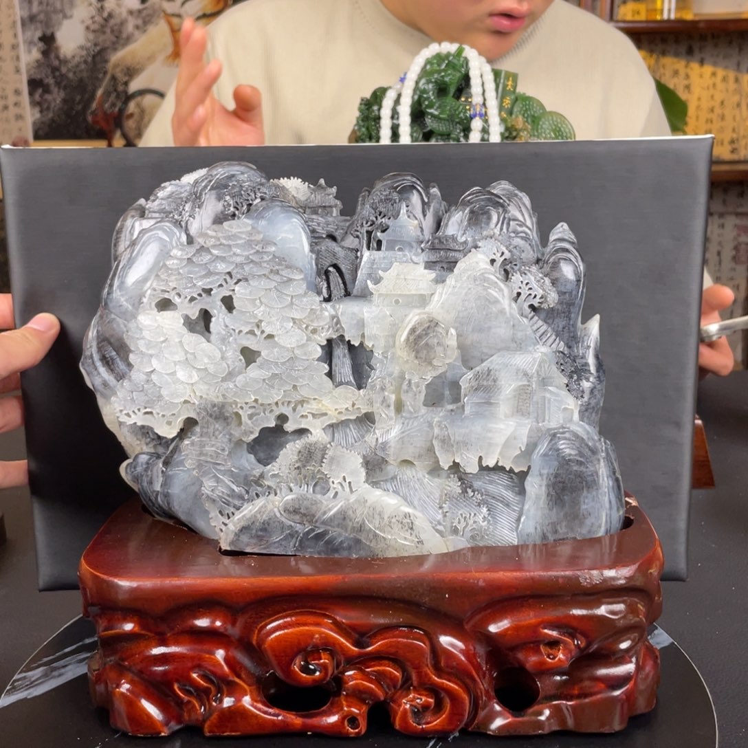 和田玉未镶嵌摆件