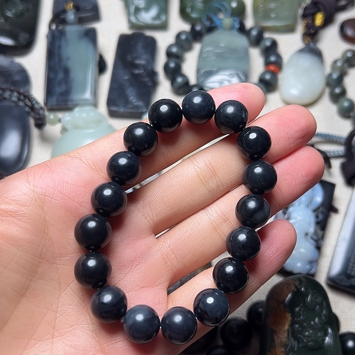 和田玉未镶嵌吊坠(不含链)