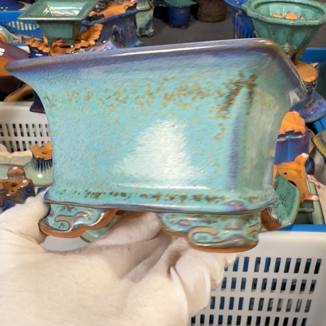 釉裂觉象花盆觉象花盆