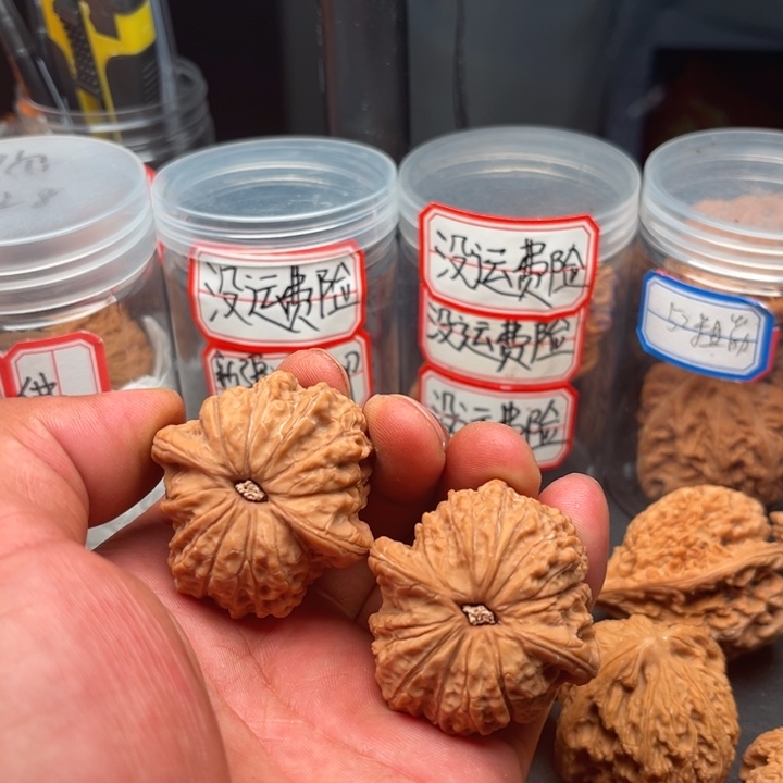 把件文玩核桃血麒麟43