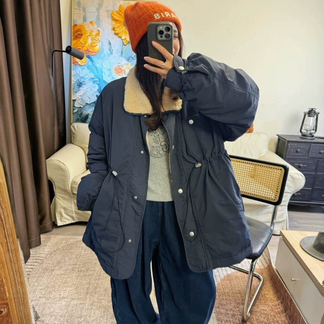 超爱的啊！韩国东大门藏青色时髦收腰翻领很有味道的外套