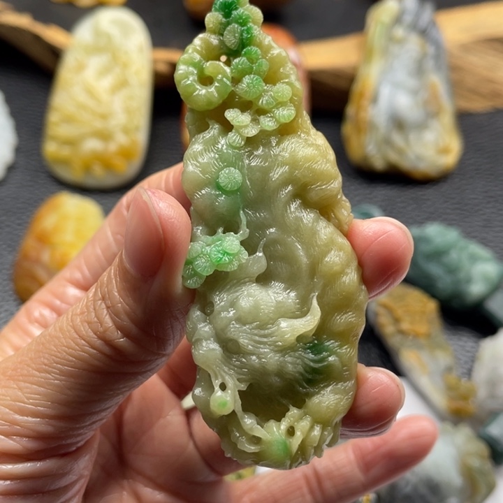无***悔定制翡翠未镶嵌虎