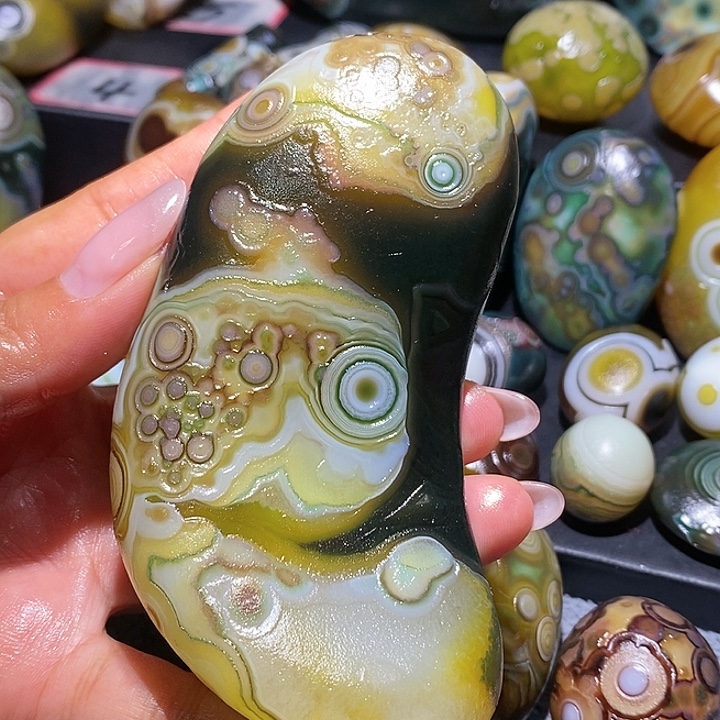 玛瑙/玉髓未镶嵌珠宝奇石29