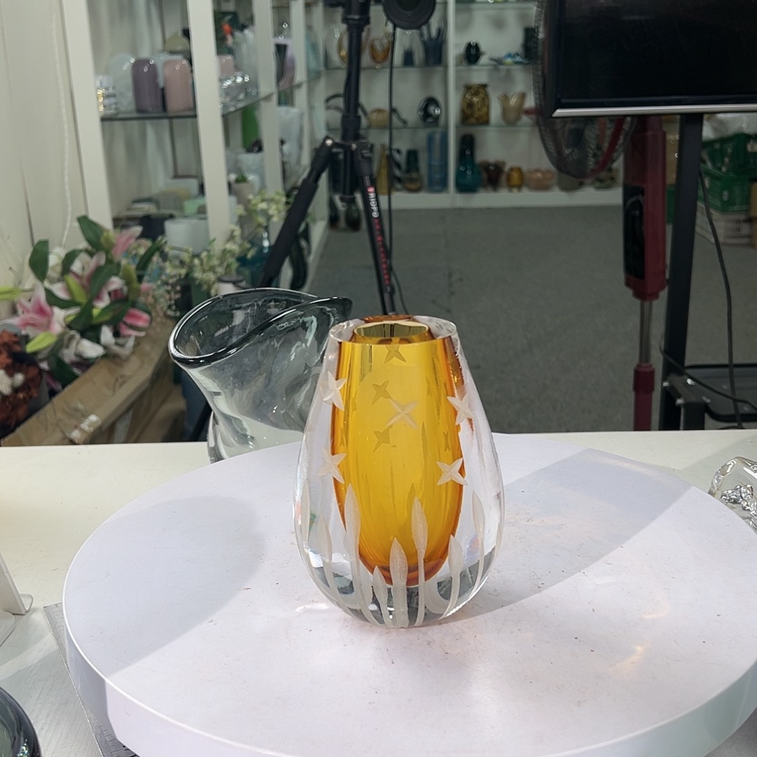 琉璃高15轻奢琉璃花器正常手工痕迹