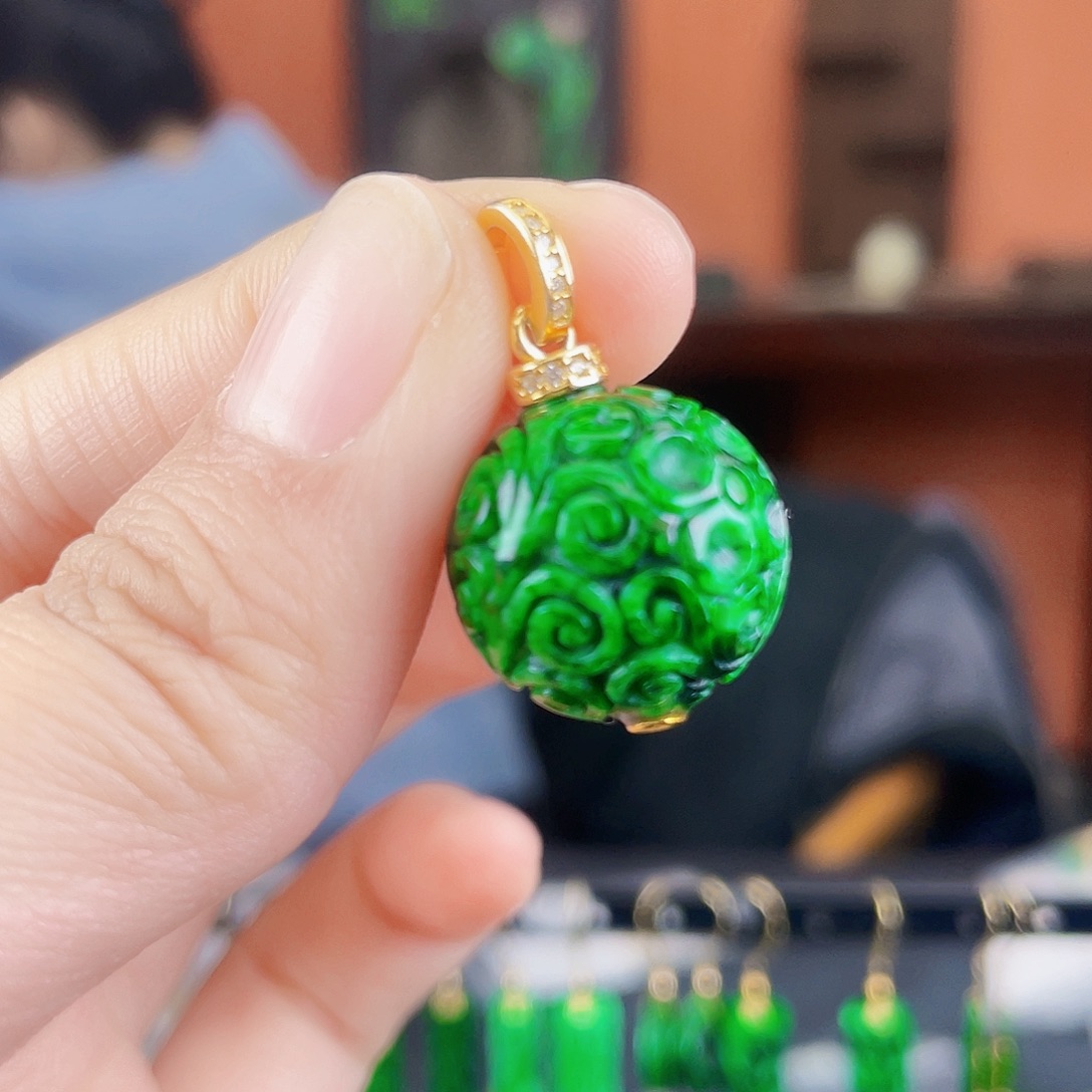 翡翠未镶嵌耳饰饰品
