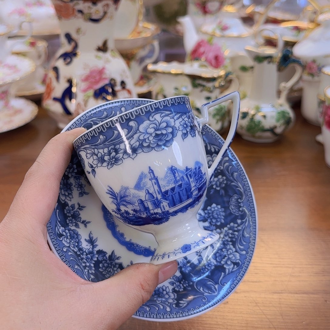 摆件欧洲瓷器收藏鉴赏博览中心