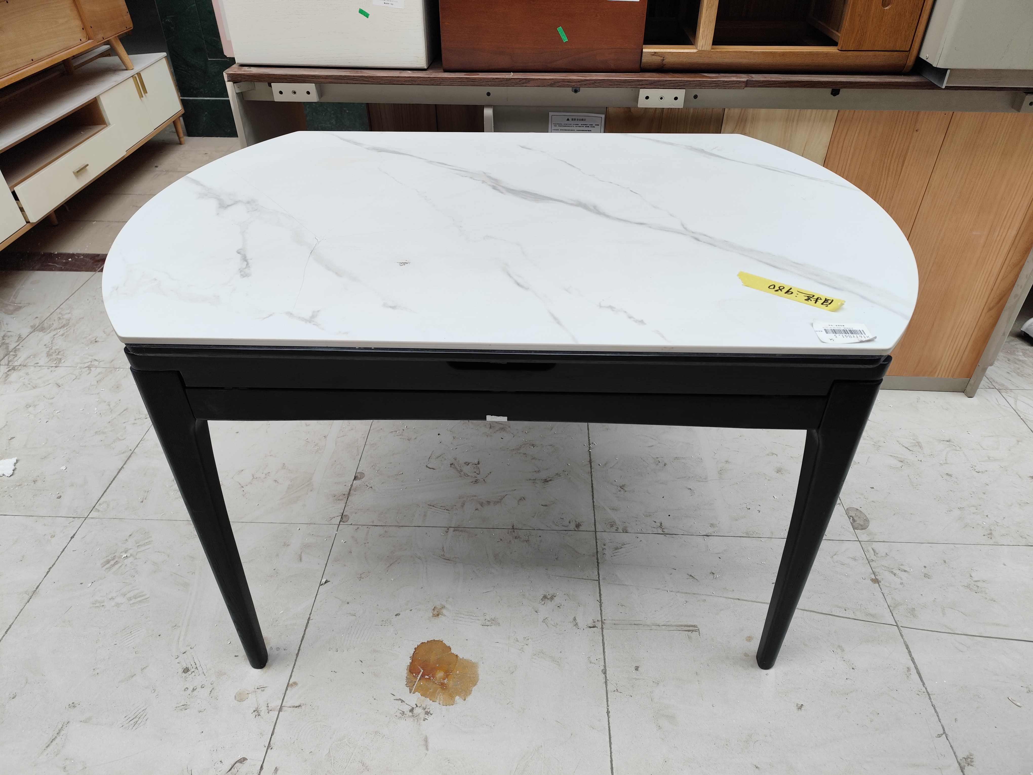 餐桌 实木 130*130*75 瑕疵无售后